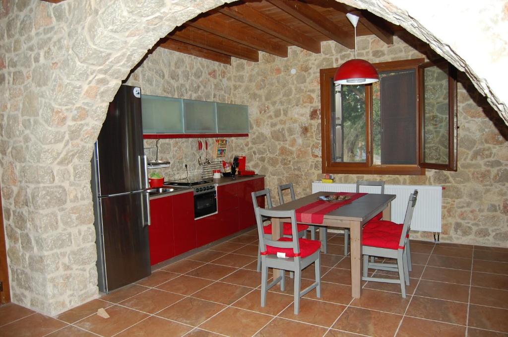 Pyrgos Luxury Country Home photo 3