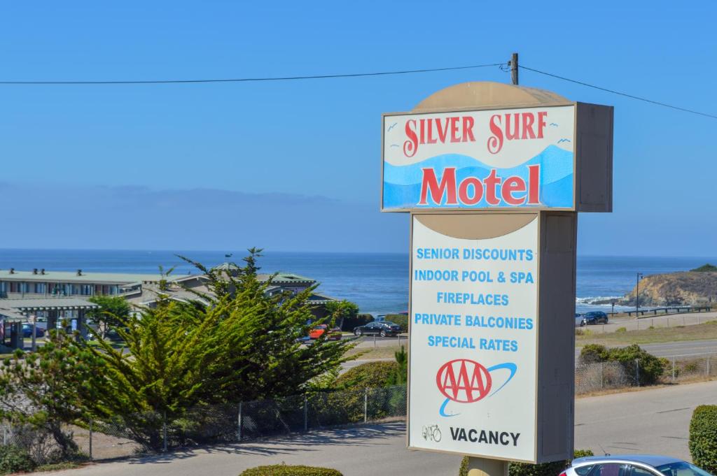 Silver Surf Motel image