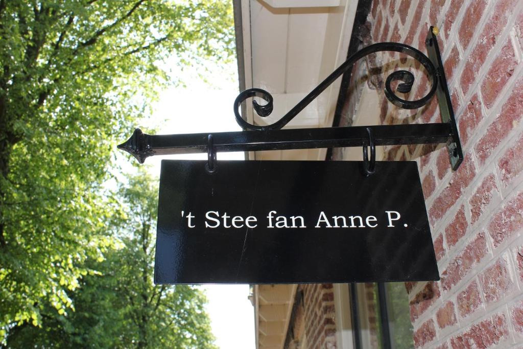 't Stee fan Anne P. photo 2