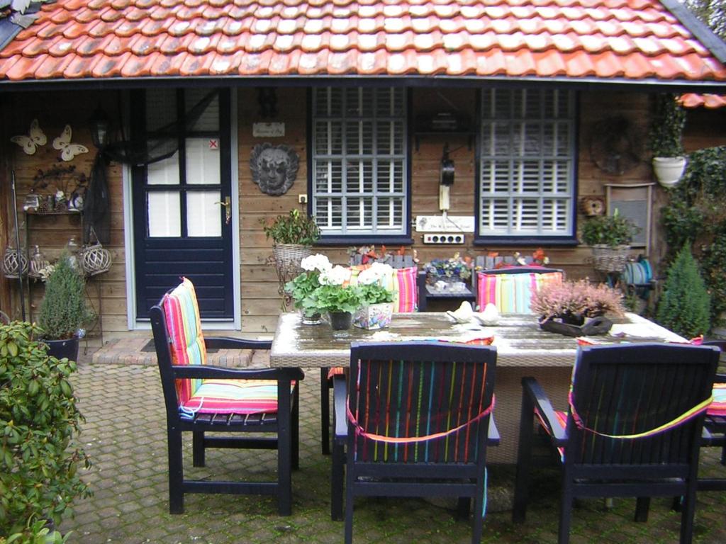 Prive tuinhuis B&B Elly photo 3