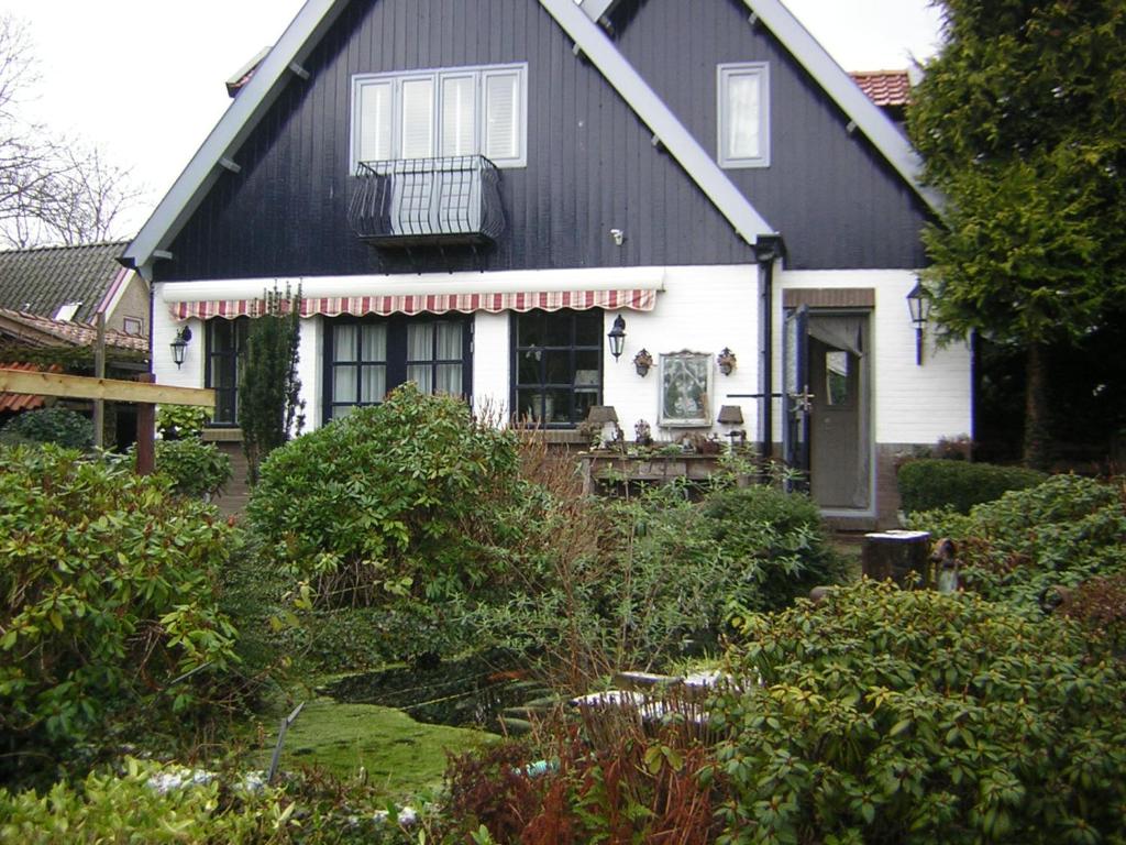 Prive tuinhuis B&B Elly photo 1