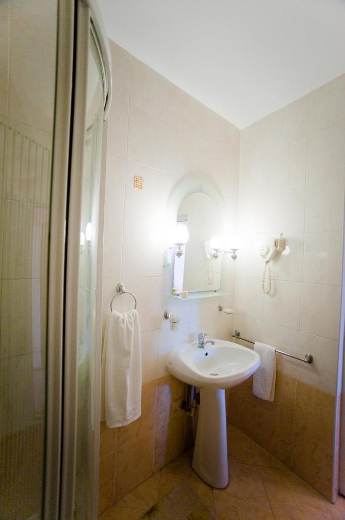 Одноместный (Одноместный номер), Hotel Class