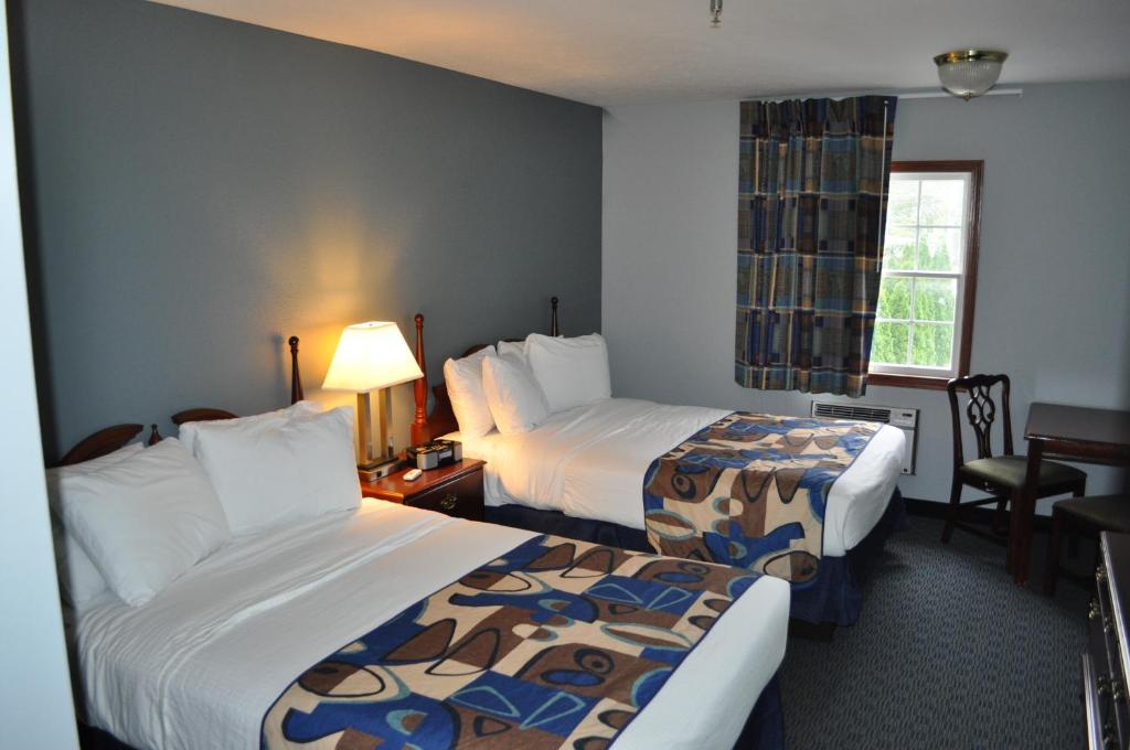 Grand Islander Hotel photo 4