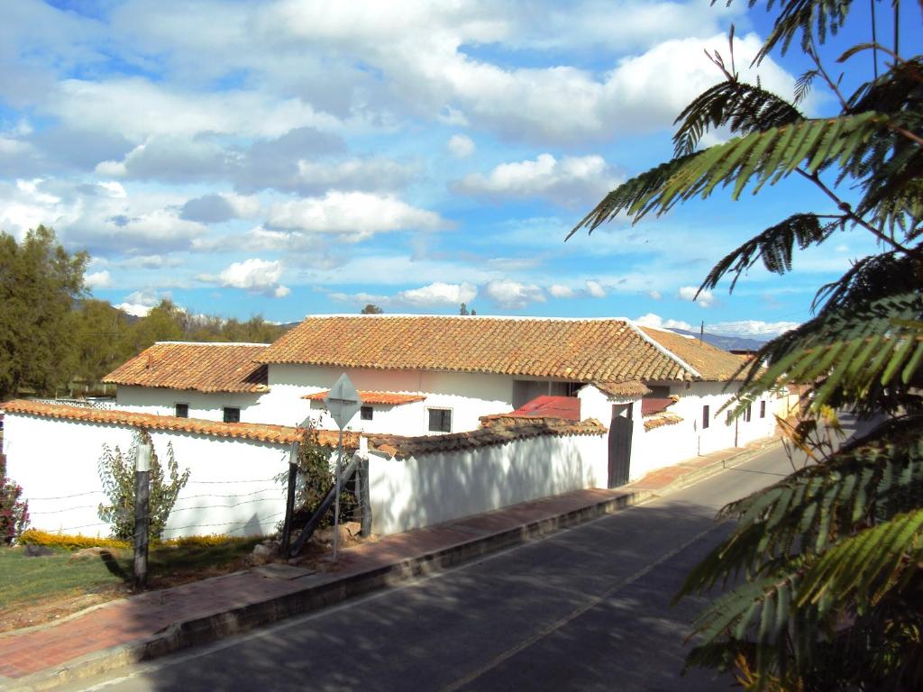 Hotel Hacienda El Aserrio photo 2