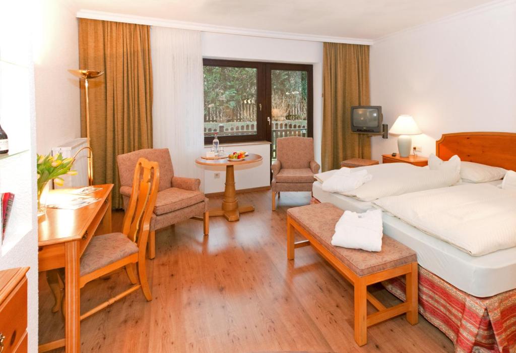 Двухместный (Стандартный двухместный номер с 1 кроватью), Kur- und Gesundheitshotel Zum Goldenen Hirsch