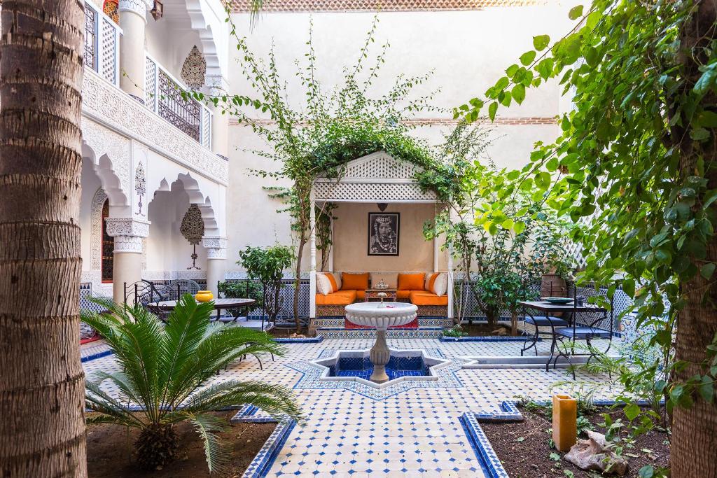 Riad Tahyra photo 3