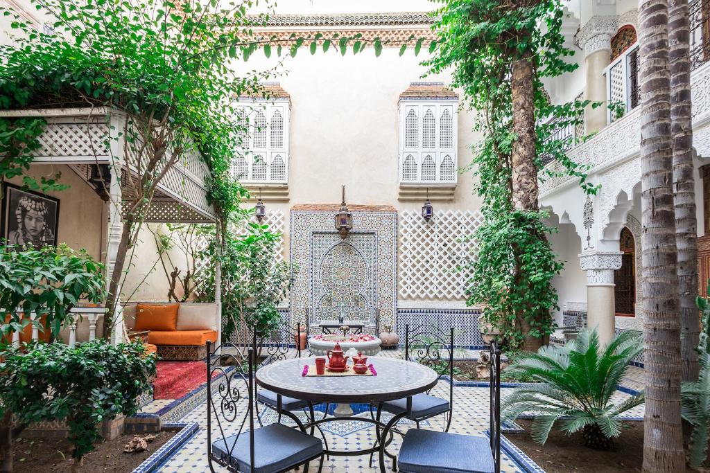 Riad Tahyra photo 1