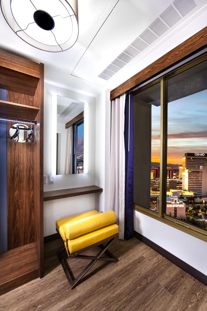 Двухместный (Tower Premium King Room South View), El Cortez Hotel & Casino
