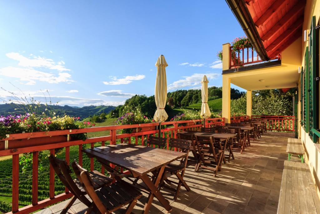 Farm Stay Jarc Vineyard photo 2