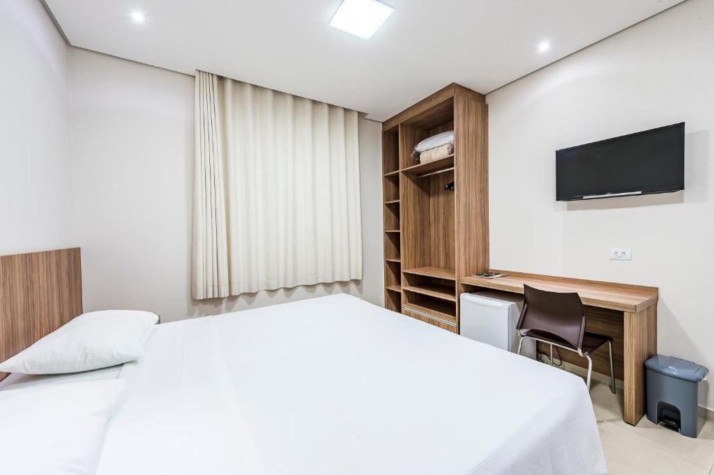 Serata Hotel photo 1