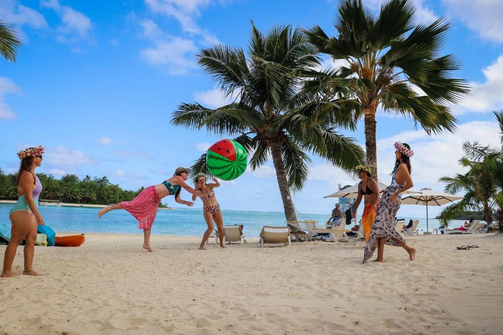 Muri Beach Club Hotel photo 4