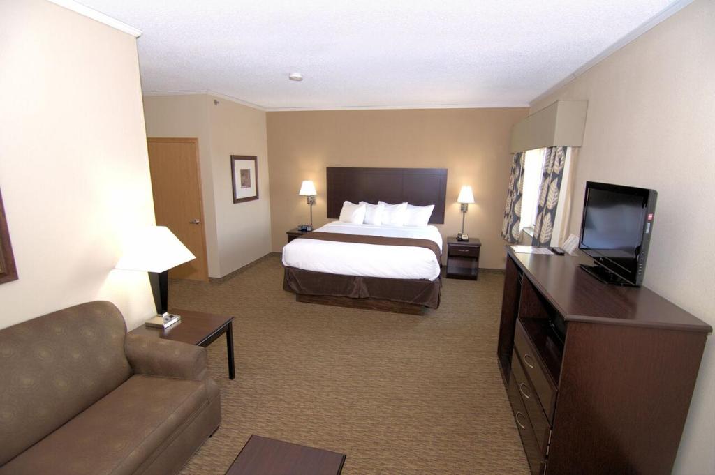 Rock Island Inn & Suites photo 1