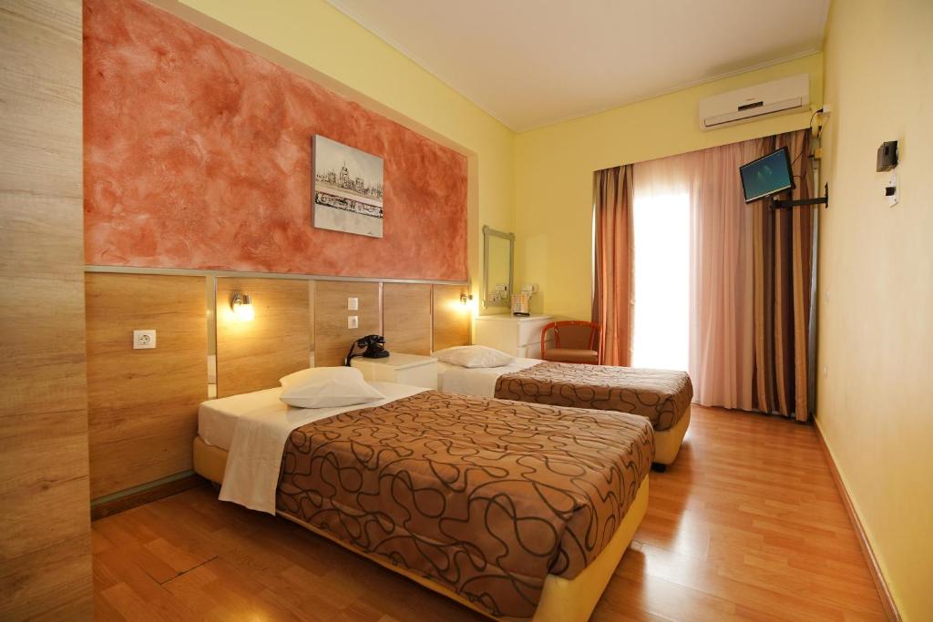 Двухместный (Двухместный номер с 2 отдельными кроватями), Socrates Hotel