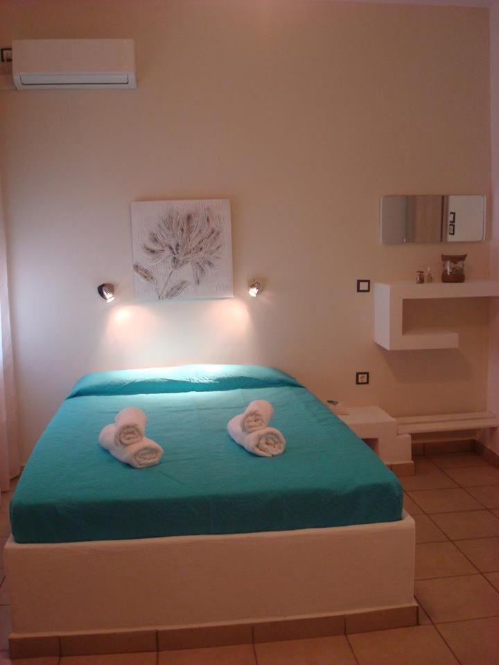 Smaragdi Studios and Rooms photo 3
