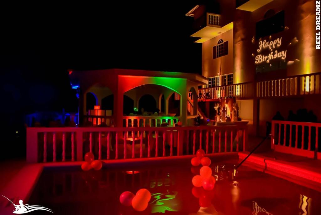 Retreat Guest House photo 4