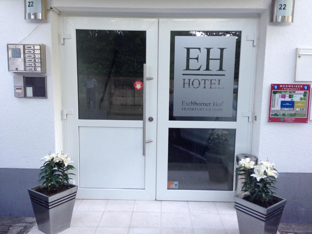 Hotel Eschborner Hof - Tap to explore photos