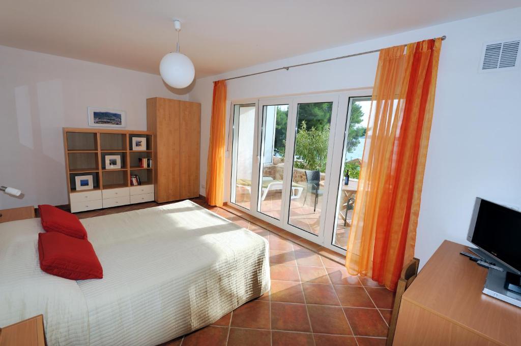 Nautilus-Bay Apartments - Seaview Apartments 210, 211 - Villa Gorma photo 3