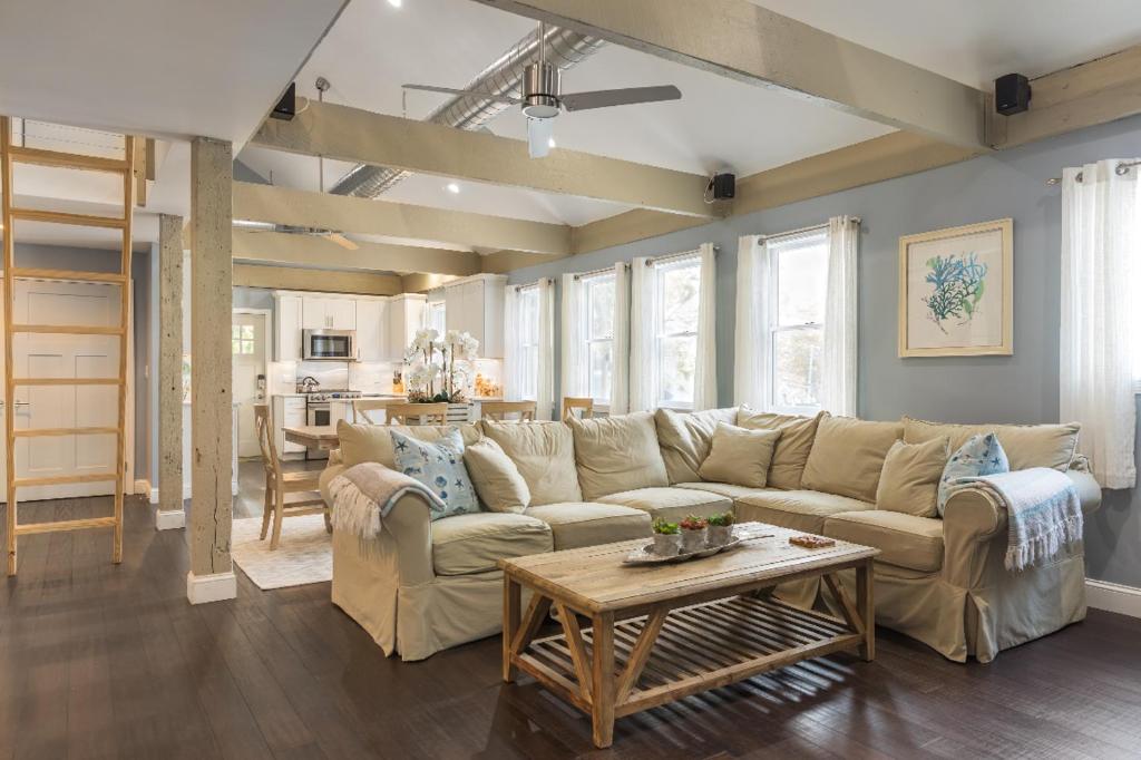 Luxury Marblehead Condo