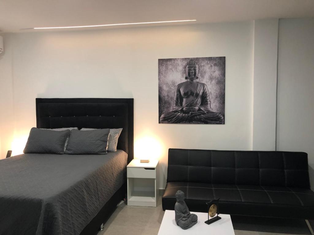 New Modern Studio photo 4