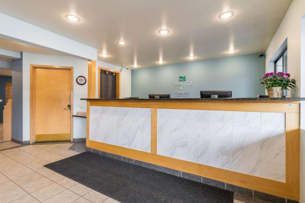 Quality Inn Bellevue photo 3