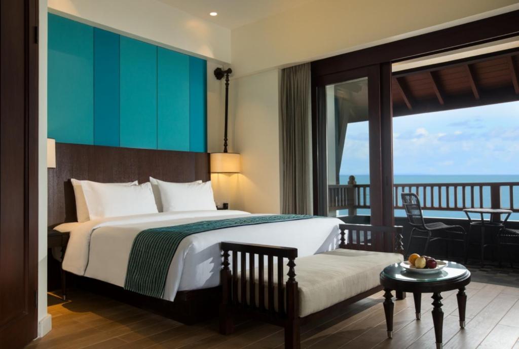 Семейный (Люкс «Танджунг Семейное Приключение» с балконом), Holiday Inn Resort Bali Benoa