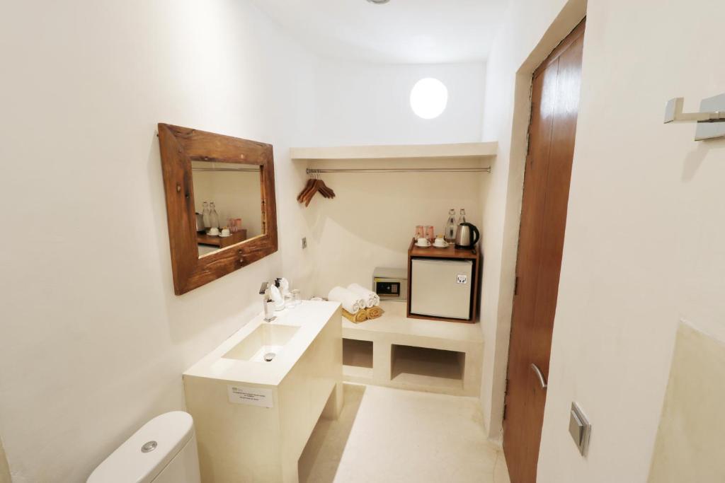 Номер (Бунгало в саду с собственным бассейном), The Apartments Canggu