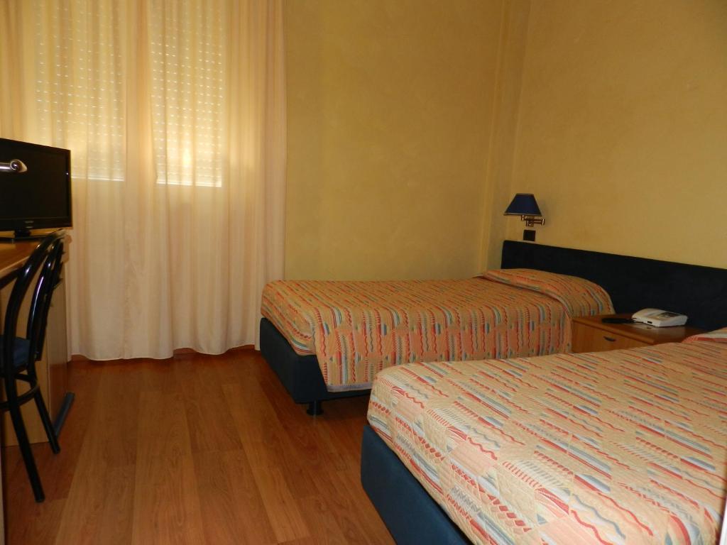 Hotel Victoria photo 1