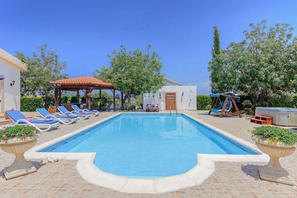 Villa Chariklia photo 3