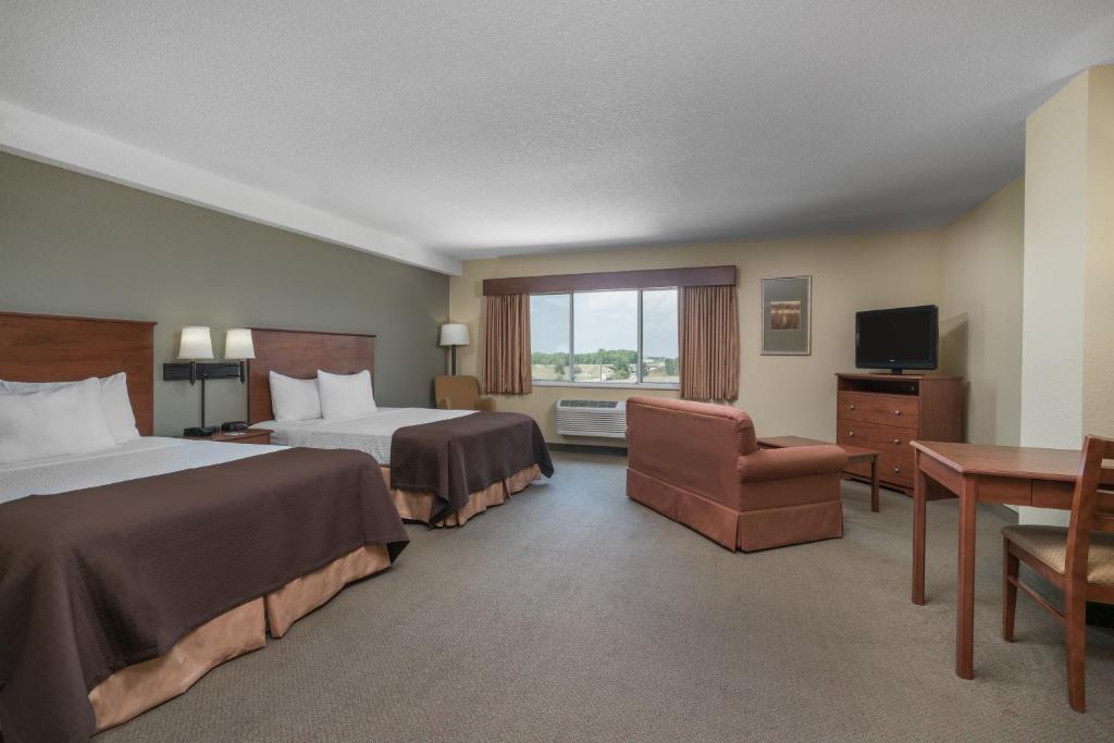 AmericInn by Wyndham Newton photo 3