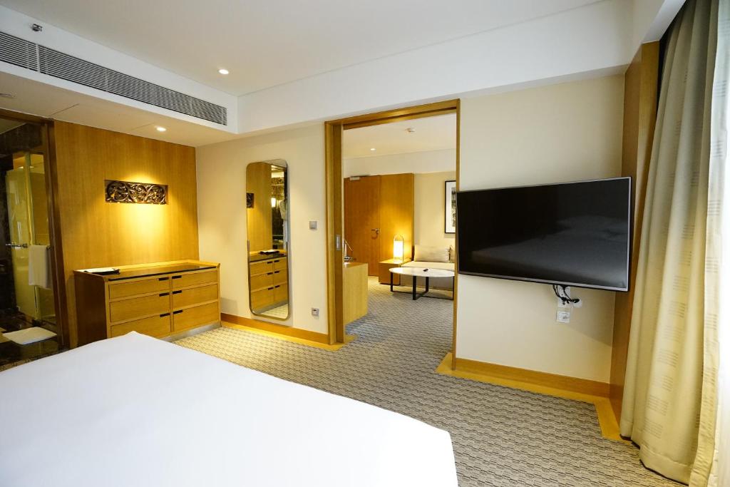 Трехместный (Номер Гранд Делюкс с 2 спальнями), Grand Hyatt Singapore