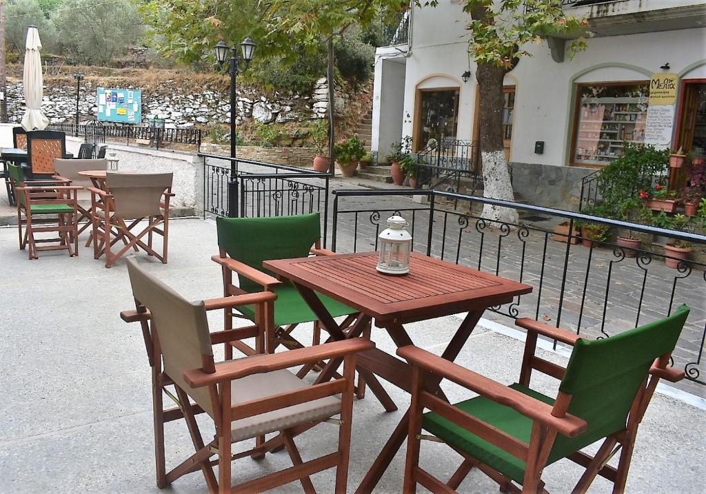 Christos Raches traditional houses photo 2