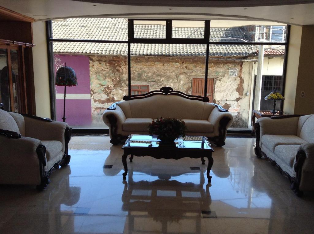 Hotel Real de Uruapan photo 2