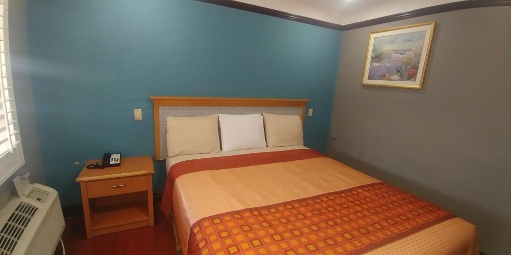 Travel Eagle Inn Motel photo 1