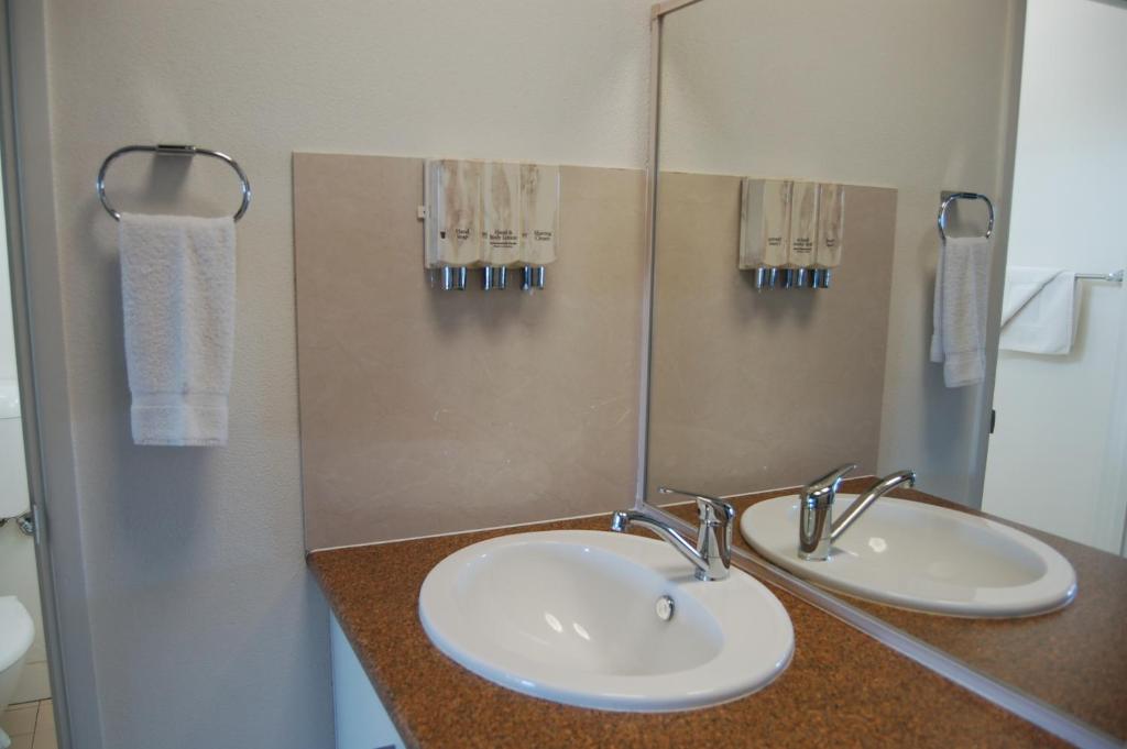 Slipway Hotel Motel photo 3