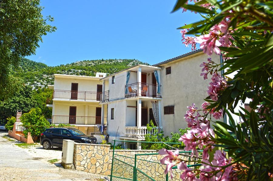 Apartments Nazario photo 4