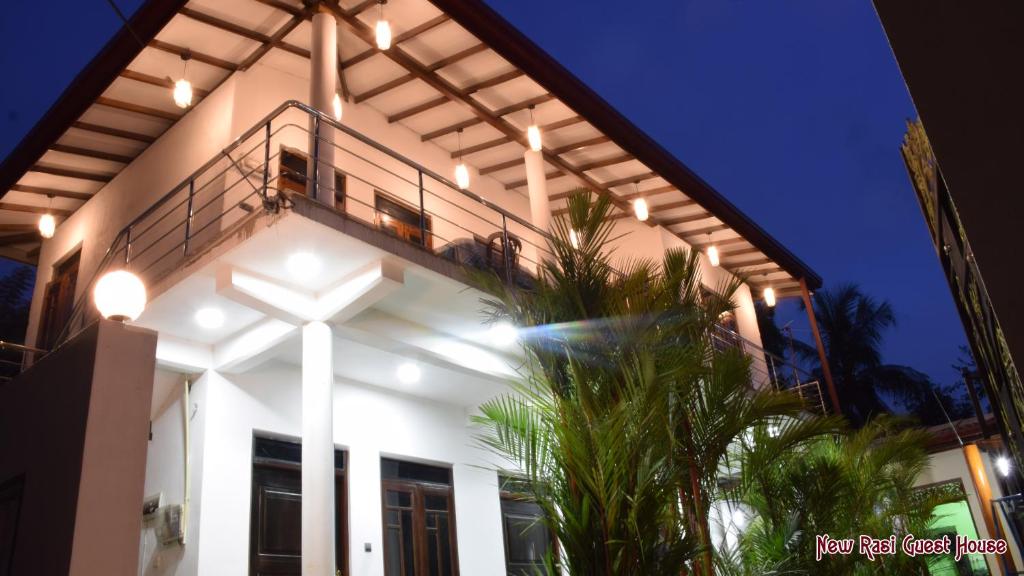 New Rasi Guest House photo 1