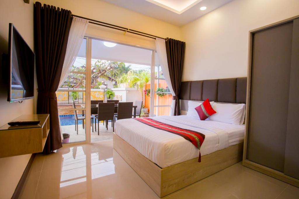 Pattaya Pool Villa 39B 300 mater to beach gate photo 4