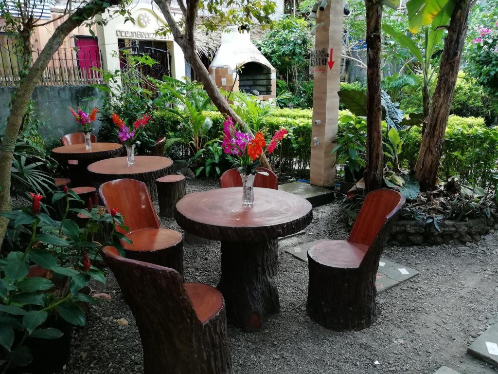 Ocean Breeze Inn photo 1