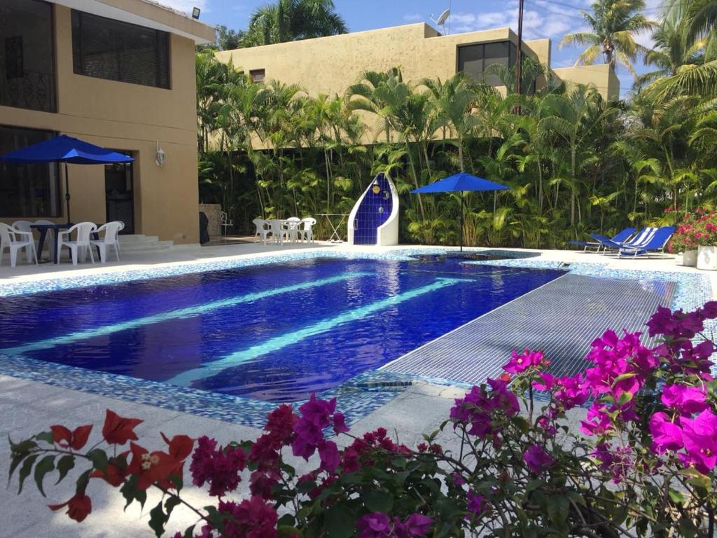 HERMOSA CASAQUINTA FAMILIAR CONDOMINIO CAMPESTRE EL PEÑON Piscina Privada Campo de Golf photo 3