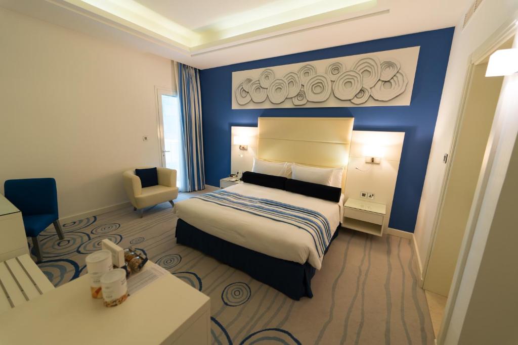 Сьюит (Дипломатический люкс), Отель Gloria Downtown Hotel
