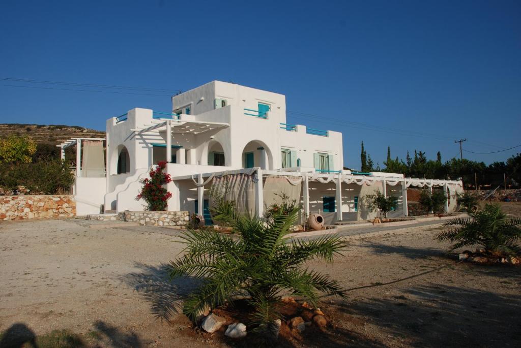 Villa Kampos Naousa-Marpisa photo 1