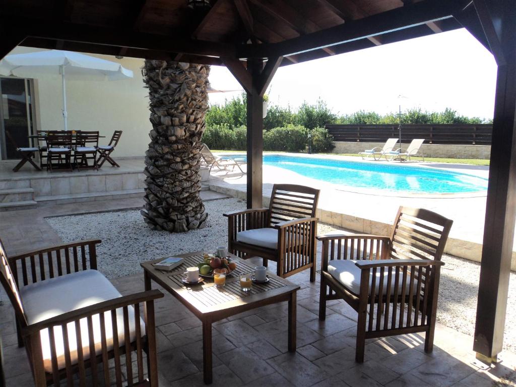 Citrus Grove Villa photo 3