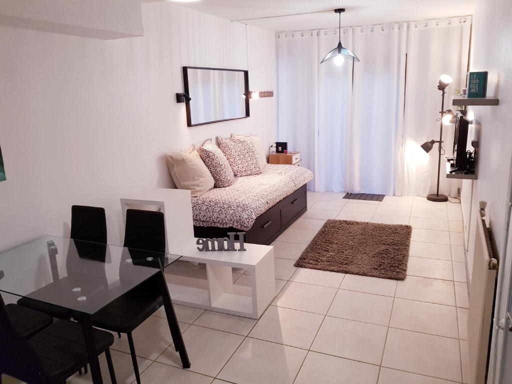 Studio hyper centre, tout confort photo 2