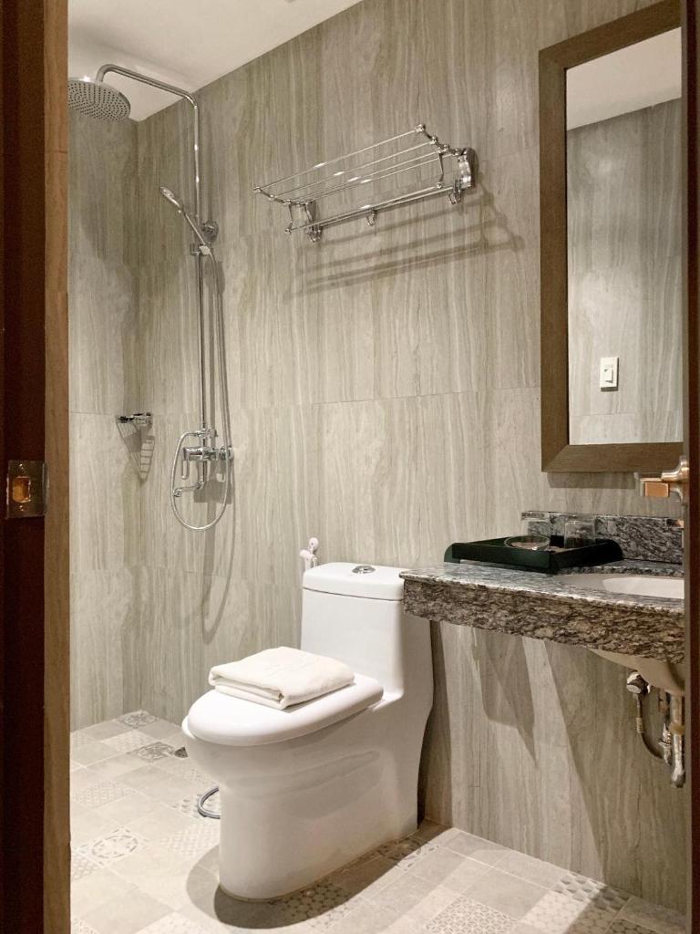 J7 Hotel photo 3