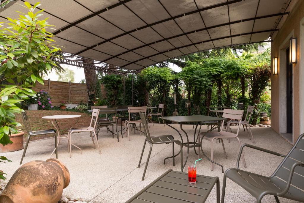 Hotel Les Amandiers - 시설