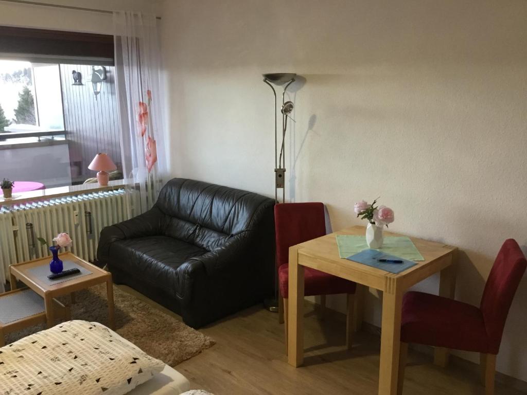 Gemütliche 1Z FeWo in Schönwald mit Balkon, Schwimmbad, Sauna, Fitness photo 4