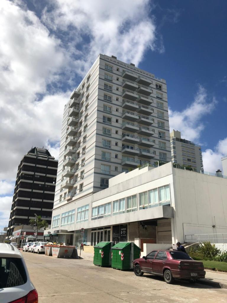 Punta del Este Lux Tower photo 2