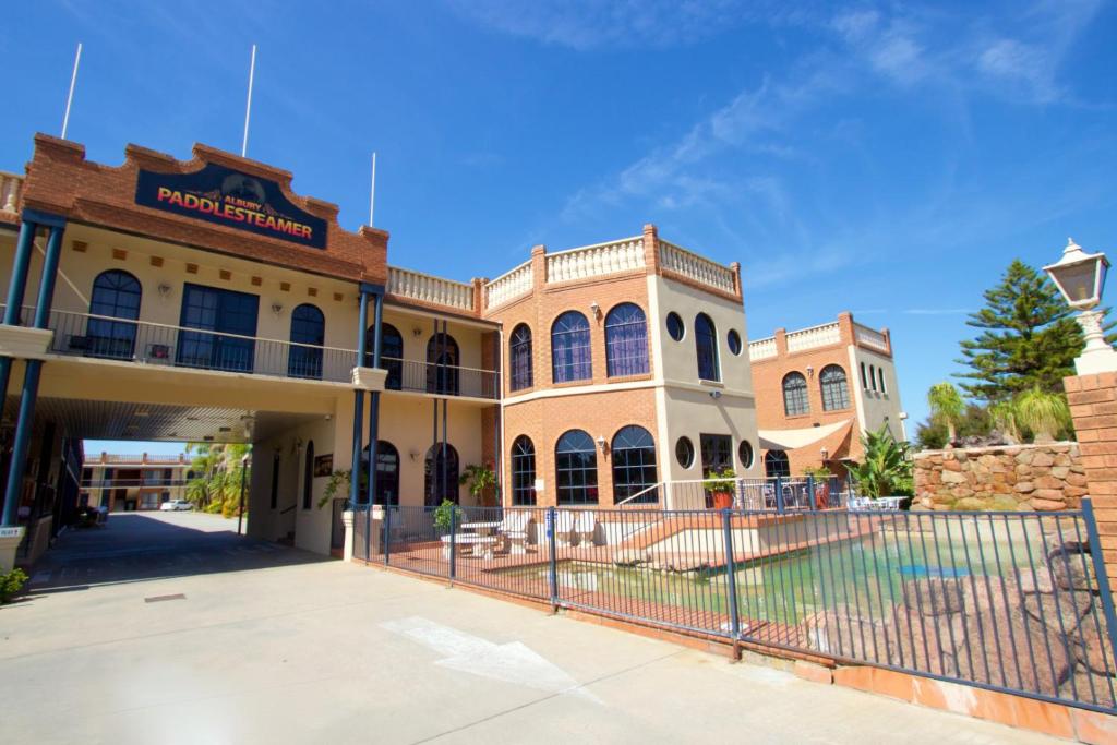 Albury Paddlesteamer Motel photo 2