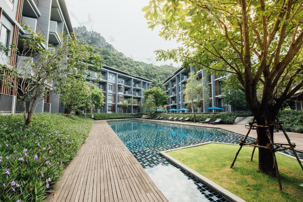 23 Degree Condominium R76 photo 1