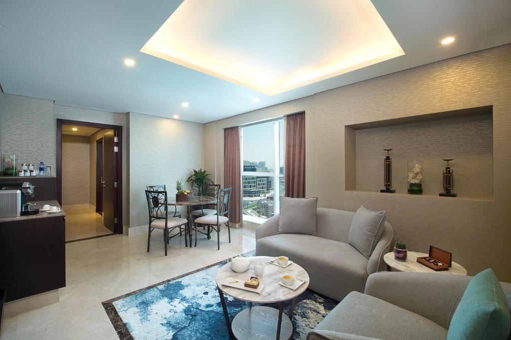 Сьюит (Представительский люкс с кроватью размера «king-size»), Отель Gulf Court Hotel Business Bay